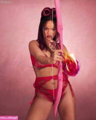 Rihanna - I think I owe you guys a new toy video soon… 🤤