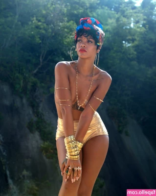 Rihanna - Getting ready for an evening out the finale