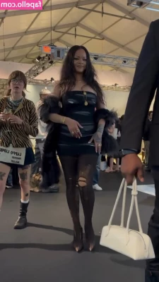 Rihanna - some new content coming!!! 🤍