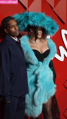 Rihanna - In Paris with  philippwants    1st part