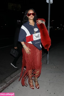 Rihanna - I really want to stay at your house part 1