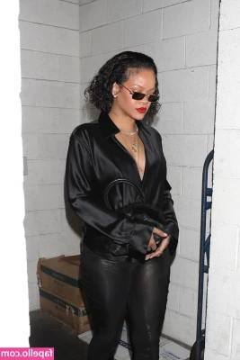 Rihanna - Imádom ezt a popsiplugot Ha küldesz ide 15 tip et  priviben