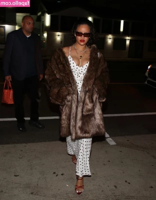 Rihanna - HIS GIRL NEEDED TIPS part 1