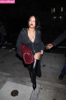 Rihanna - I have something new to show you in the dms babe. Drop a message now