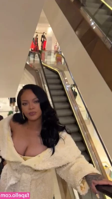 Rihanna - hour-long LIVE POV cam suck  amp  fuck with creampie from today  ft  