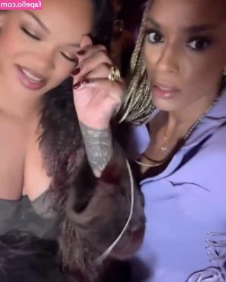 Rihanna - We re getting wet tonight