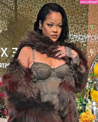 Rihanna - Entertain me. I’m feeling needy🥲