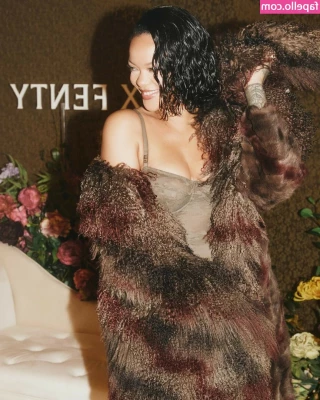 Rihanna - For my next outfit, I’m gonna be ready to learn!  Wink wink.