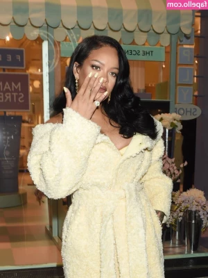 Rihanna - we re naked under this scarf xoxo  collab w  littlelandorvip