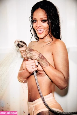 Rihanna - Horny or harsh  Either way he fucking loves it part 1