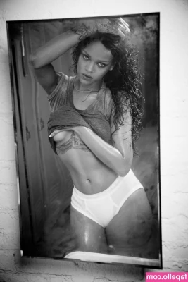 Rihanna - Wanna see my new strip VIDEO I made together with  jan-hubnik   Tip 