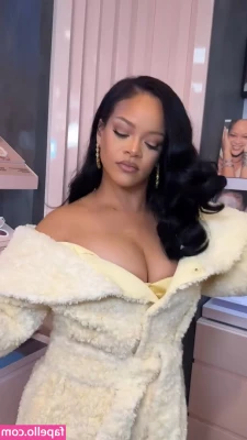Rihanna - Mullet check! Lets see them.