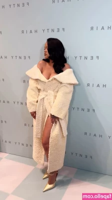 Rihanna - who wants to see more of these pics