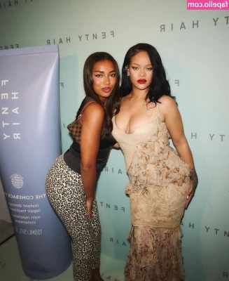Rihanna - I m still having issues on uploading this video  I do apologize
