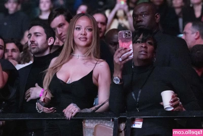 Rihanna - Odhan gets his tongue deep inside my eager cunt  3c