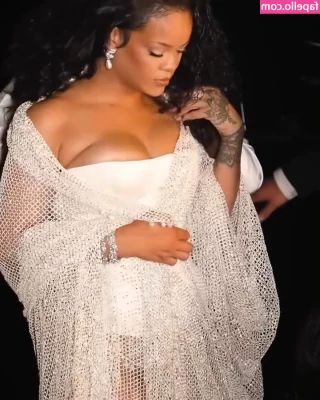 Rihanna - Do you love how I ride