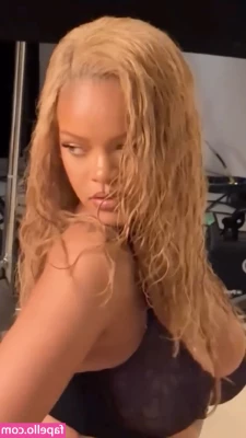 Rihanna - Pretty self explanatory