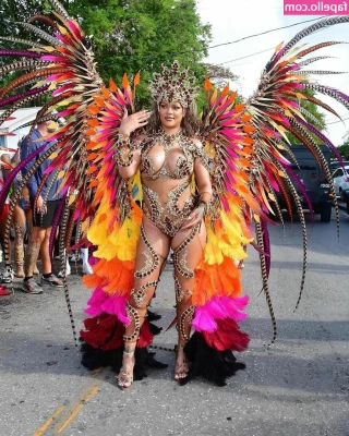 Rihanna - Private message me if you want more content of Jerome