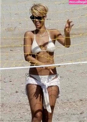 Rihanna - It s my birthday