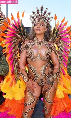 Rihanna - Ready to party? FUCK YES! I'm all about celebration and looooove!