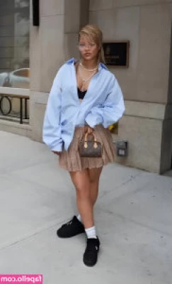 Rihanna - Good Mooorning