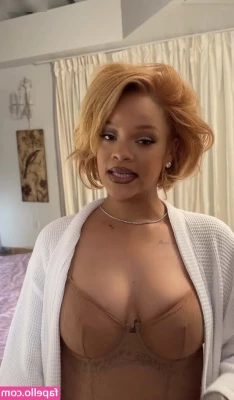 Rihanna - Sweet dreams part 1