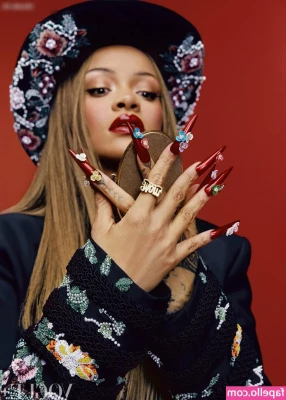 Rihanna - Hello my friends Have you already read my post about Black Friday