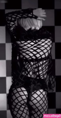 Rihanna - Tuesday LOVE