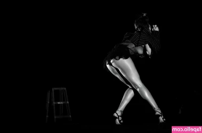 Rihanna - Happy Friday Guys ♥ If you want to spend a Wild Night with me then