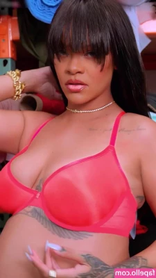 Rihanna - I love to you feel me