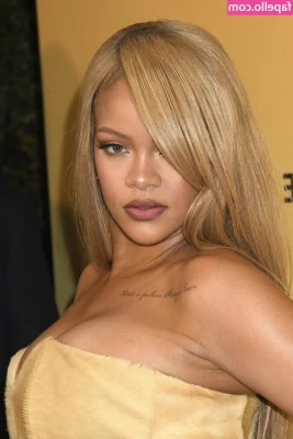 Rihanna - wonder woman
