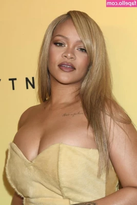 Rihanna - Antes de un delicioso baño