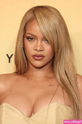 Rihanna - RIPPING   Featured in this content   gacollegefarts