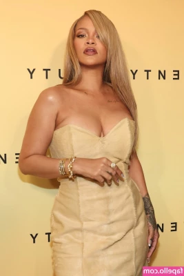 Rihanna - Open it