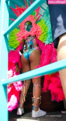 Rihanna - I always wanna play
