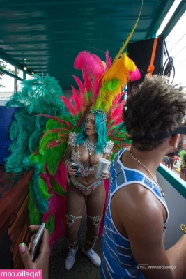 Rihanna - Love taking a full one