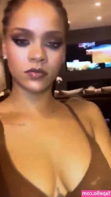 Rihanna - Your Leather Goddess