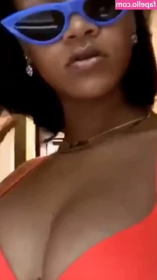 Rihanna - Shall post this here tooo~ would you wanna stuff your face there?