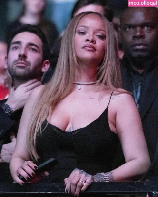 Rihanna - have the best day baby ✨