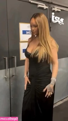 Rihanna - A micro penis should be locked forever