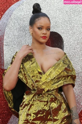 Rihanna - Enjoy  3