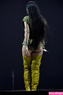 Rihanna - This was an awesome day  Dymond goes to the Dr today luvs  How was