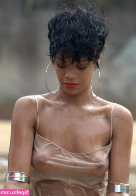 Rihanna - Can I share my dirty fantasy with you?😏🔥 part 1