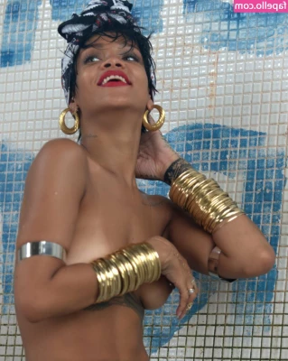 Rihanna - https://onlyfans.com/629760866/thekatykat