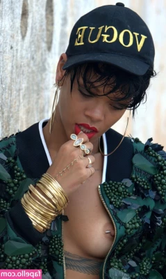 Rihanna - θα μπορουσα να σε κανω να χυσεις καιι