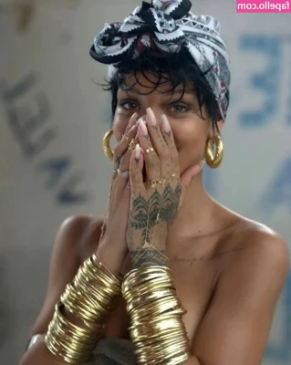 Rihanna - Cream and Squirt  Double Whammy