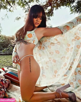 Rihanna - a video call  and as a gift a pack of my greatest domination  don t