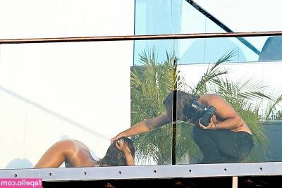 Rihanna - Promo for the message I am sending