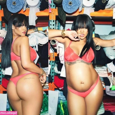 Rihanna - hi babes👑💖 just a reminder that special reward photos for all