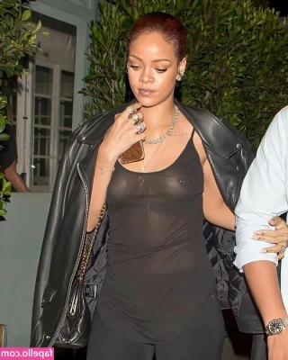 Rihanna - Just the tip